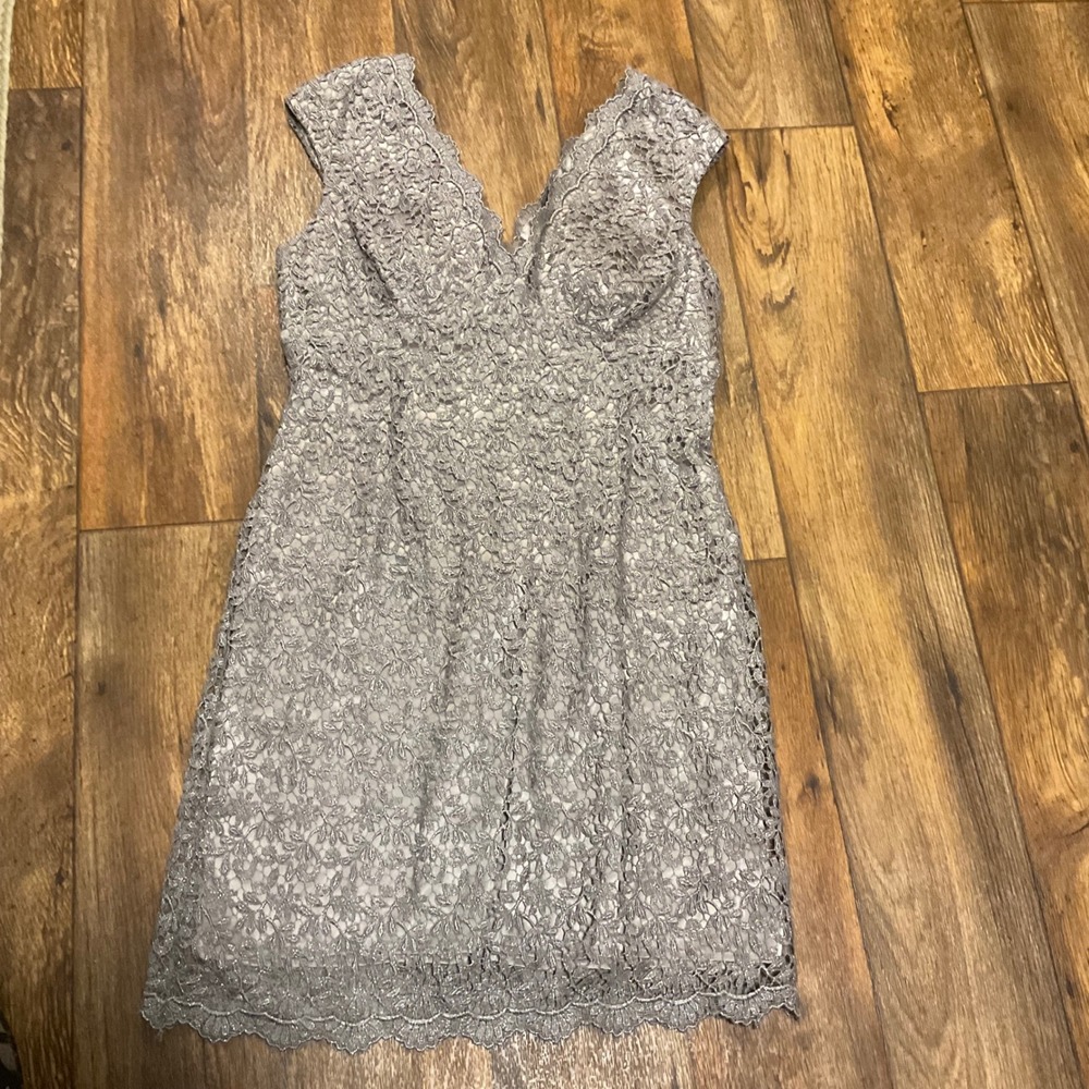 Marina Dress Size 16 Champagne Lace V Neck Shimmer Cocktail Womens Party